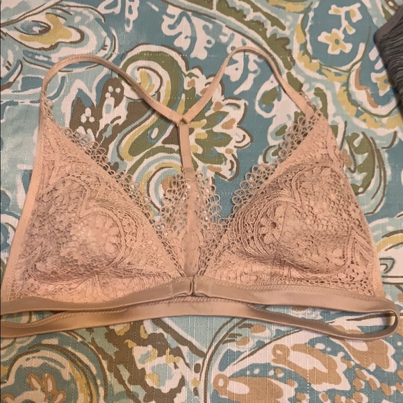 Bra bundle! - Picture 2 of 4